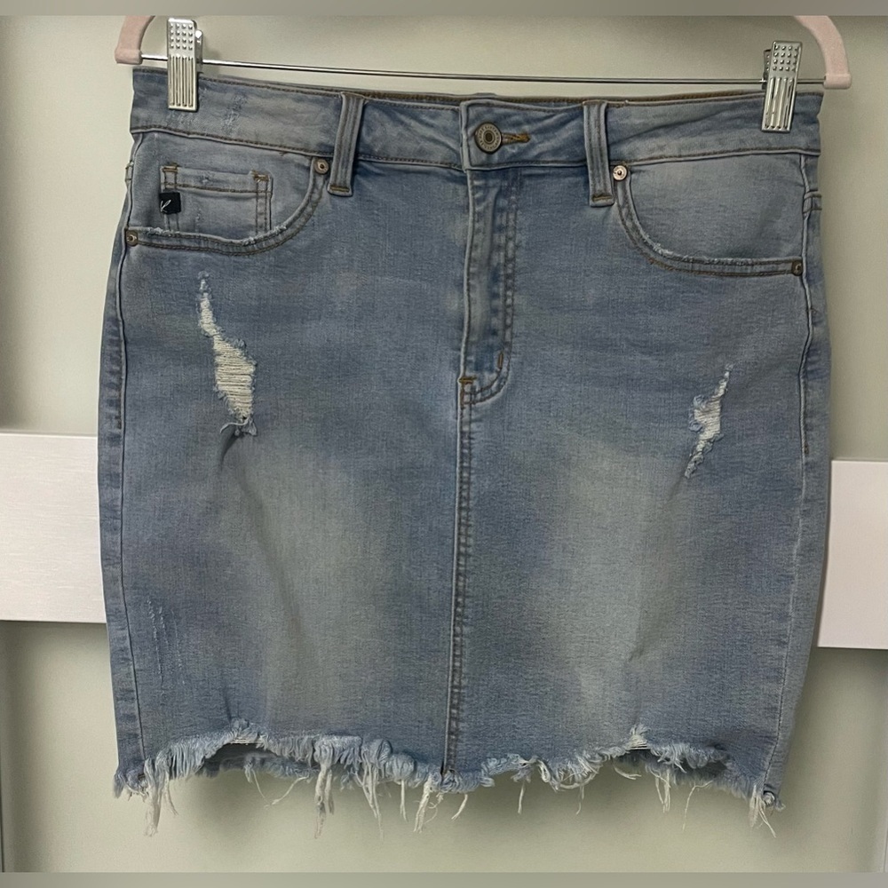 🍂 KanCan light blue distressed mini denim skirt casual